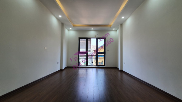 Bán tòa nhà 145m2 phố Nhật Chiêu, Tây Hồ 11 tầng View Hồ Dòng tiền khủng