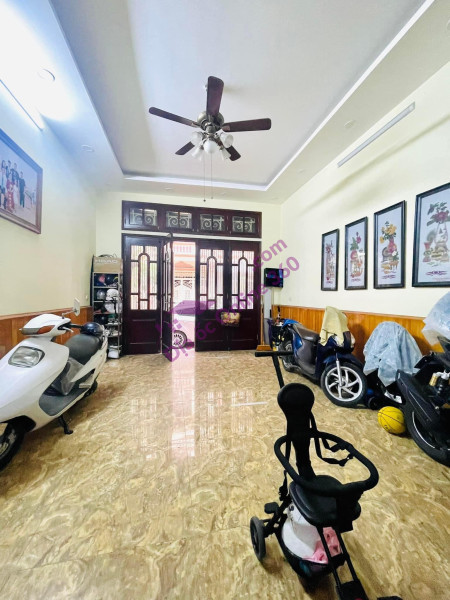 BÁN NHÀ NGÕ 198 LÊ TRỌNG TẤN, 52M2x5T GIÁ CHỈ 7.3 TỶ