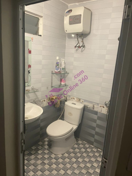 Cho thuê nhà mặt phố Tam Trinh , 160m2 x 1 tầng , MT 4,5m , giá 15tr