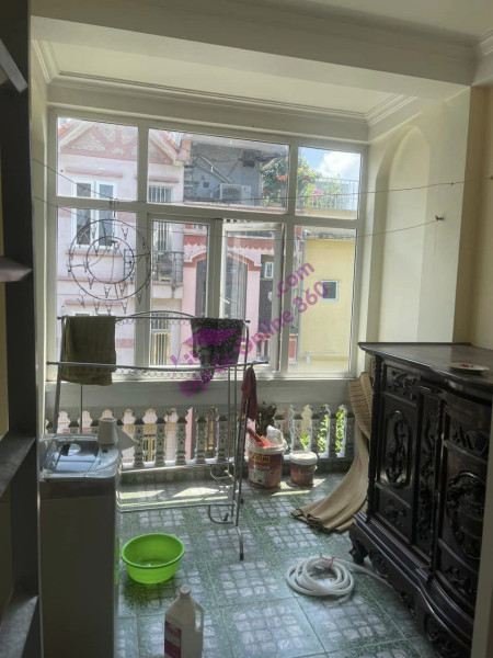 Cho thuê nhà mặt phố Tam Trinh , 160m2 x 1 tầng , MT 4,5m , giá 15tr