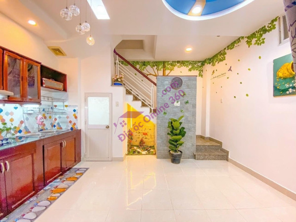 Bán nhà Nơ Trang Long tặng toàn bộ nội thất hẻm thông giá nhỉnh 3 tỷ.