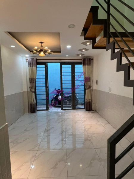 Bán nhà Nơ Trang Long tặng toàn bộ nội thất hẻm thông giá nhỉnh 3 tỷ.