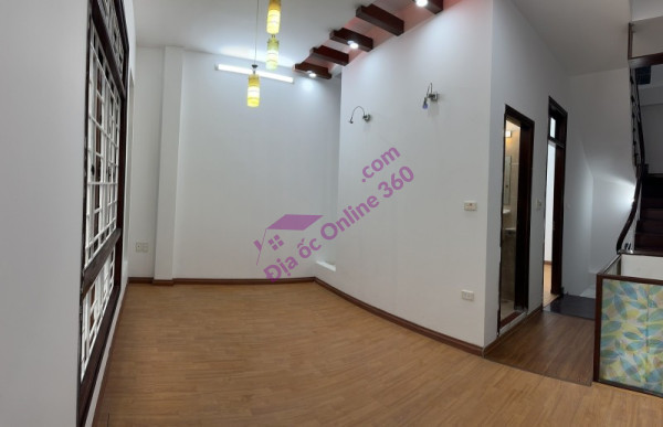 Bán nhà riêng Nguyễn Ngọc Vũ 45m 5 tầng 4 ngủ ngõ thông gần phố nhà đẹp ở