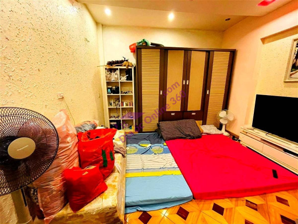 NHÀ TRUNG TÂM QUẬN LONG BIÊN - 60M2x5T - GARA Ô TÔ 7 CHỖ- Ở SƯỚNG.