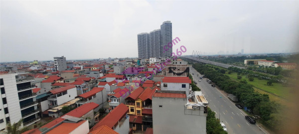 LÔ GÓC, OTO TRÁNH, KHU VỰC ĐẲNG CẤP. TẠI ĐỘNG HỘI DT 96M, KHU VỰC NHIỀU