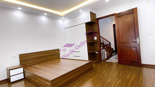 Bán tòa nhà 143m2 phố Nhật Chiêu, Tây Hồ 36 phòng View Hồ Dòng tiền 3