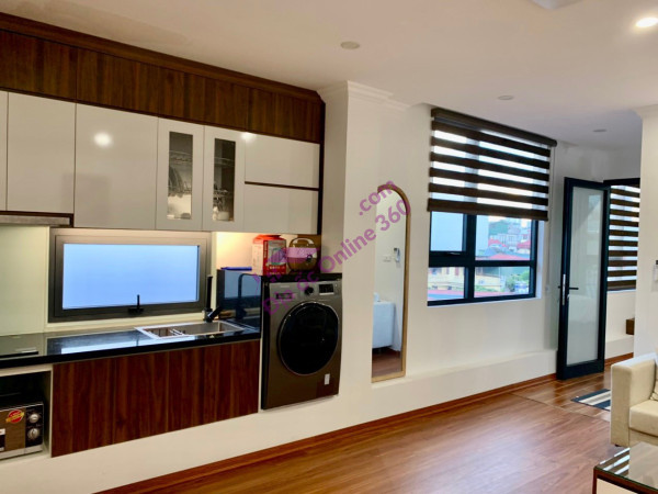 Bán nhà đẹp Hoàng Hoa Thám, quận Ba Đình, DT 95m2, 2 tầng, giá có thương
