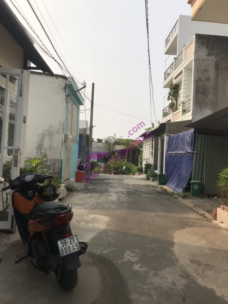 Nhà cấp 3 280m2, mặt tiền Trường Chinh, khu vực sầm uất - Giá 23,9 tỷ