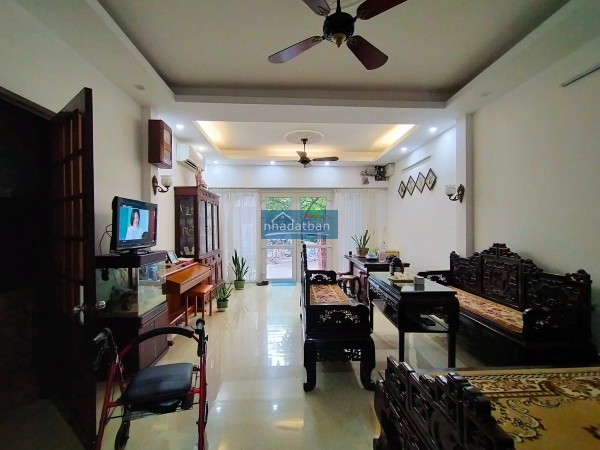 Nhà mới 5 tầng đường Kim Hoàng 2 tỷ 4 - 45m2 nội thất đầy đủ LH A Hậu