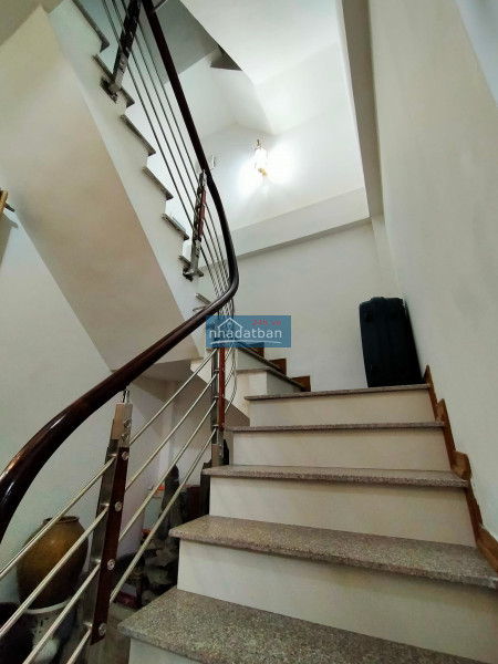Nhà mới 5 tầng đường Kim Hoàng 2 tỷ 4 - 45m2 nội thất đầy đủ LH A Hậu