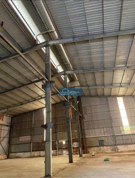 Cho thuê kho xưởng 900m2 tại cầu diễn, hà nội – đường xe tải 10 tấn