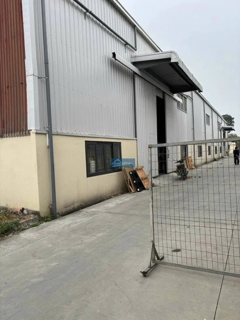 Cho thuê kho xưởng 900m2 tại cầu diễn, hà nội – đường xe tải 10 tấn