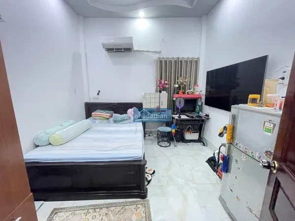 Bán nhà riêng tại Hẻm 4 Đường Tám Danh, Phường Chánh Hưng, Hồ Chí Minh giá 4 tỷ  900 triệu
