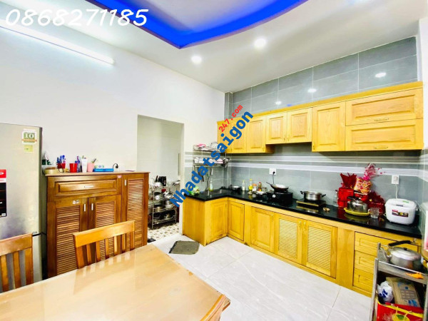Bán Nhà Quận 12, HXH Tân Chánh Hiệp, 2 Tầng, 44M2, Nhà Đẹp Lung Linh, Chỉ 3 Tỷ 3.