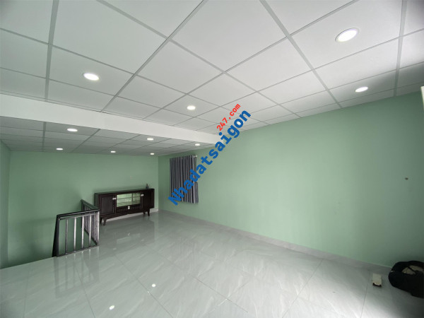 Gía Rẻ Như Cho Nhỉnh 5 tỷ, Có Nhà Riêng Đường Đặng Văn Bi,5 x18m, 3PN, Xách Vali Ở Ngay