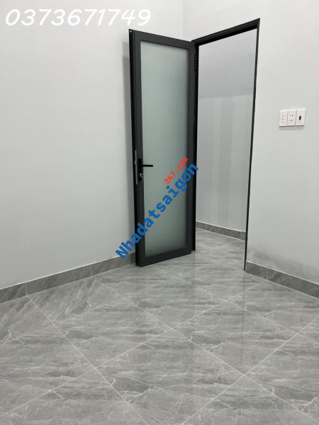 Chủ Ngộp Bank Cần Bán Gấp Nhà Chính Chủ Linh Xuân - Chỉ 2,xx Tỷ