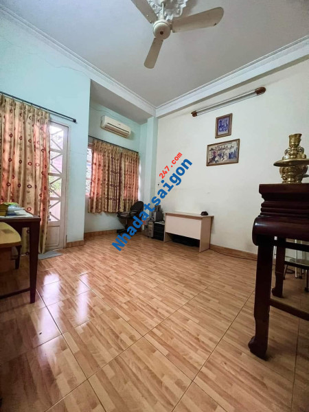 BÁN NHÀ NGAY CHỢ TÂN HƯƠNG TÂN PHÚ — ĐƯỜNG KD 10M NGẮN THÔNG 2 ĐƯỜNG LỚN — 92m2(4x23) — 3 TẦNG