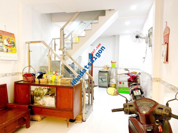 Bán nhà mới 2 tầng BTCT HXH Minh Phụng Quận 11 37m2 nở hậu chỉ nhỉnh 4 tỷ thương lượng
