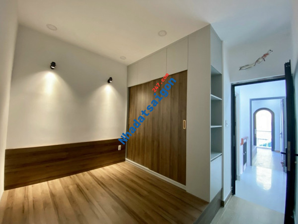 Bán nhà mới một sẹc gần sân bay Nguyễn Kiệm phường 3 Gò Vấp giá 4 tỷ 85