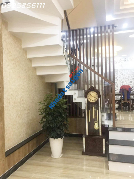 Bán nhà mặt tiền đường Thống Nhất Gần chợ Hạnh Thông Tây 83m2 HĐT 28tr