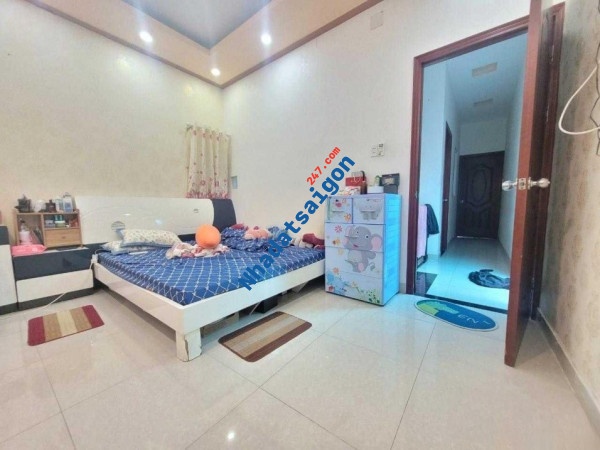 Bán nhà hẻm xe hơi chợ Bà Chiểu Bình Thạnh 3 tầng BTCT 33m2 chỉ hơn 4tỷ
