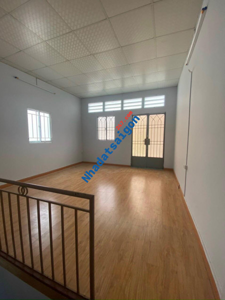 Bán nhà gần công viên Gò Vấp - Chỉ nhỉnh 3 Tỷ hảm xe hơi quay đầu vị trí đắc địa giá rẻ