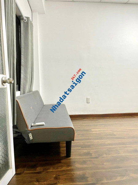 GIÁ CHÀO MỚI CHỈ CÒN 2.2 TỶ. HÀNG HIẾM BÌNH THẠNH - MT 2 TẦNG - 4.5M X 5.5M