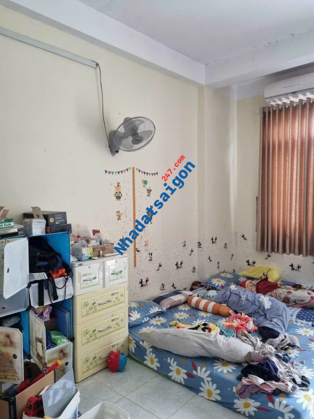BÁN NHÀ HẺM 4M - LÊ ĐÌNH CẨN - BÌNH TÂN - 4 TẦNG BTCT 4M x 15M - GIÁ CHỈ 4.5 TỶ