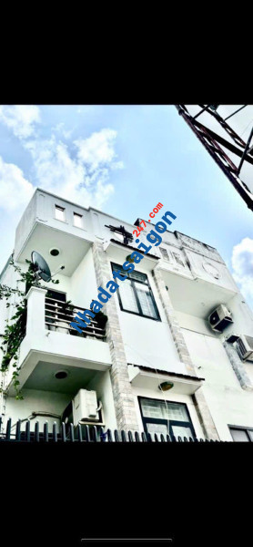 Bán nhà sổ hồng riêng - hẻm 77 Chuyên dùng chính- Quận 7- giá 3,85 tỷ
