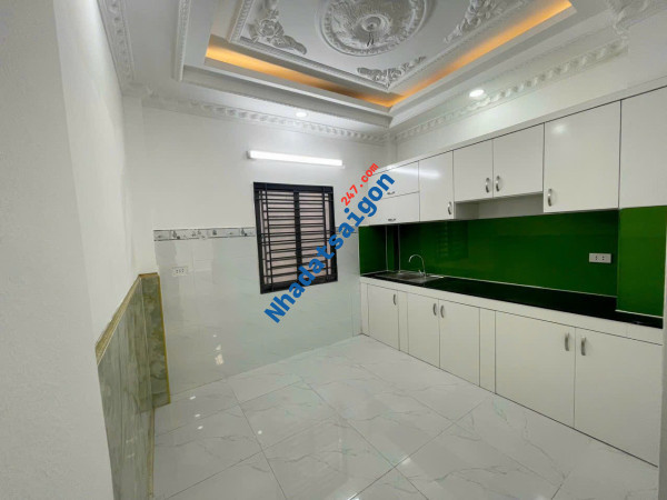 Bán nhà sổ hồng riêng - hẻm 77 Chuyên dùng chính- Quận 7- giá 3,85 tỷ