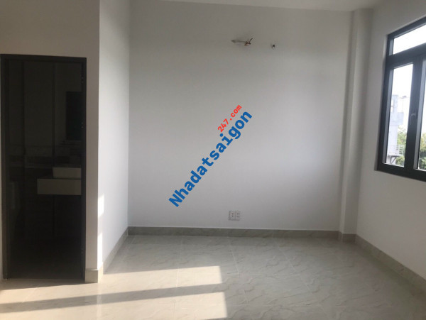 Bán nhà phố full nội thất- mặt tiền 2637 Huỳnh Tấn Phát, Phú Xuân, Nhà Bè