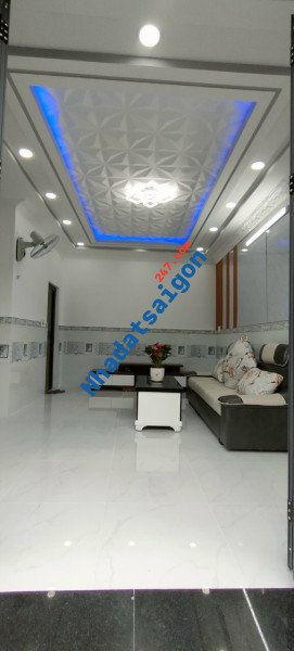 Bán nhà phố full nội thất- mặt tiền 2637 Huỳnh Tấn Phát, Phú Xuân, Nhà Bè