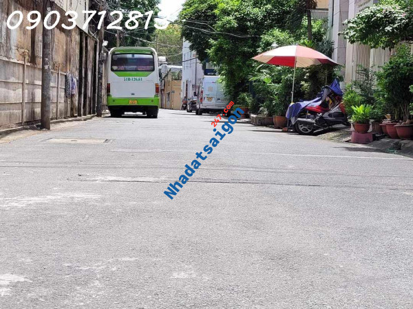 Thoại Ngọc Hầu- Phú Thạnh Tân Phú
73m2 ( 4x 18) HẺM 8M, 5 Tầng khu Vip