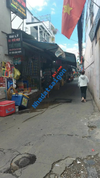 Bán nhà q7 ,hẻm thông,p.Bình Thuận,nhà mới, nhỉnh 3 tỷ.