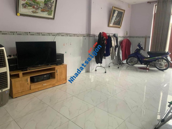Nhà Trung Tâm Quận 7 Ngang Hơn 6m Giá Chỉ 5,5Tỷ HXH Nguyễn Thị Thập