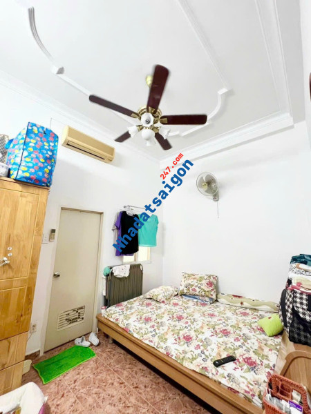 Nhà bán 4 Tầng BTCT , 50m2 , Sát HXH, Lê Văn SỸ Phú Nhuận , Giá 7.4 Tỷ .