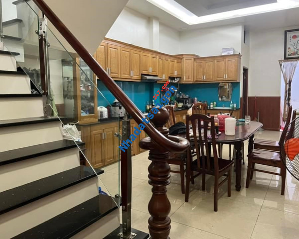 NHÀ HIỆP BÌNH - MỚI TINH - NỘI THẤT SANG TRỌNG - 5 TẦNG - SÂN ĐẬU OTO - 126M2 - 12 TỶ