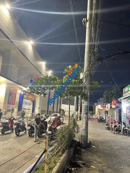 NHÀ HIỆP BÌNH - MỚI TINH - NỘI THẤT SANG TRỌNG - 5 TẦNG - SÂN ĐẬU OTO - 126M2 - 12 TỶ