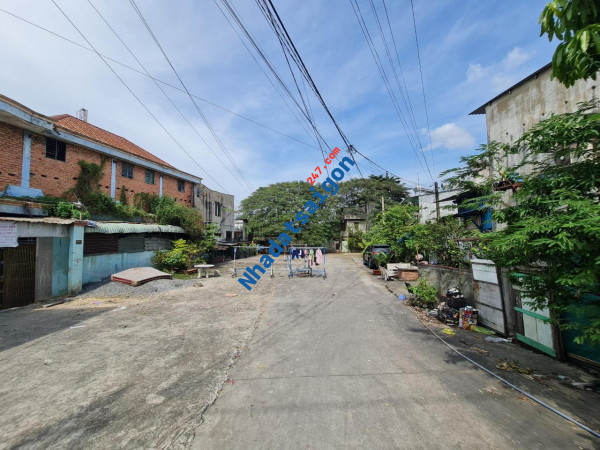 Xưởng mặt tiền số 2A Phan Văn Trị, Phường 10, Gò Vấp