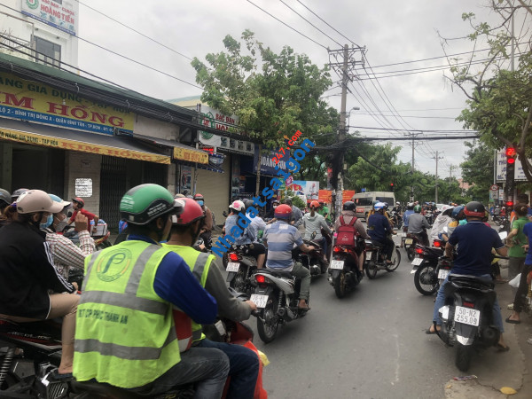 Cho thuê nhà MTKD Nguyễn Xuân Khoát 60m2 - 2TẦNG - gần ngã 4 đèn đỏ