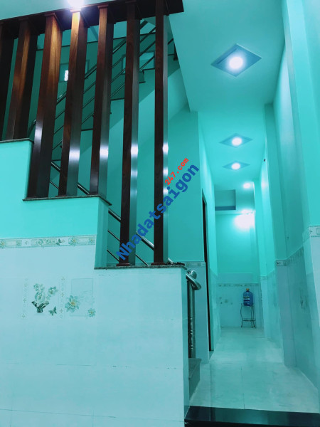 BÁN NHÀ HẺM XE HƠI KỀ PHẠM VĂN BẠCH 3 TẦNG 69M2, NGANG CHUẨN 4M NHỈNH 4TỶ