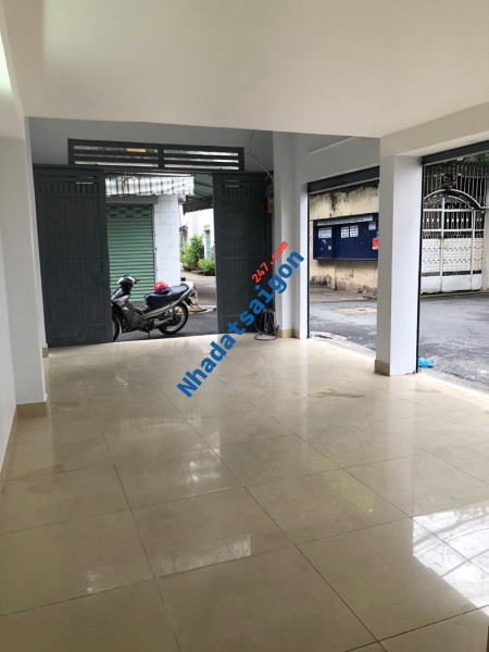 Nhà Bán HXH Nguyễn Xí BT VincomSaiGonRes – 40m2, 4Tầng BTCT 4 PN 3 WC.