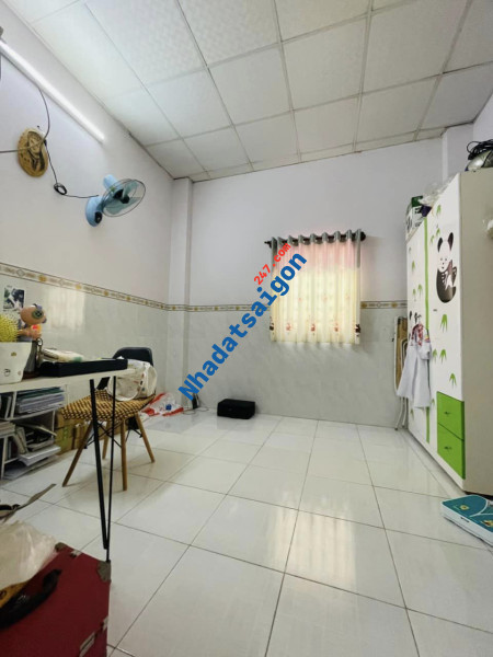 Bán Gấp nhà 2 tầng đối diện Hiệp Thành City Quận 12 chỉ hơn 3 tỷ 70m2 đất.