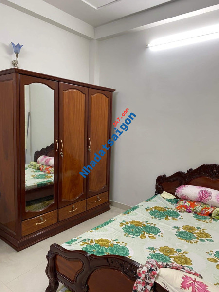 Bán nhanh 10 ngày giá 5.95 tỷ, nhà mới, 4x14m, 4 tầng HXH Lê Văn Thọ