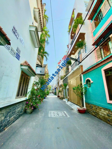 Bán nhanh 10 ngày giá 5.95 tỷ, nhà mới, 4x14m, 4 tầng HXH Lê Văn Thọ