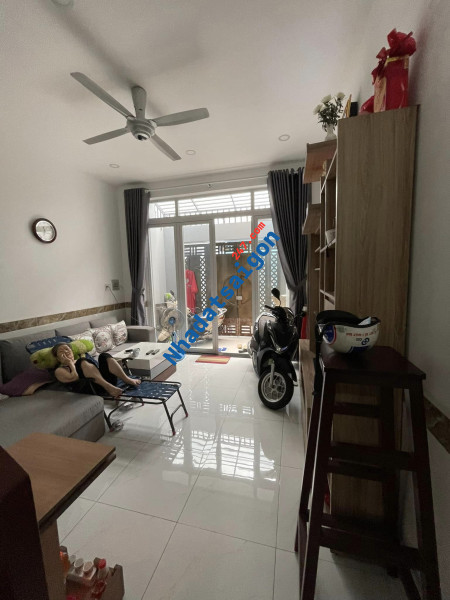 Bán nhà HXH 317/ Thống Nhất, 4x13m, 3 tầng BTCT chắc chắn chỉ 5 tỷ TL