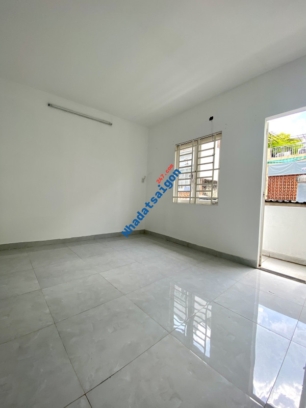 Chủ Xoắn bán nhà Cách Mạng Tháng 8, Tân Bình, 43m2, Giá Rẻ 4,4 Tỷ