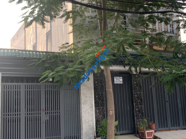 THU HỒI VỐN BÁN GẤP NHÀ MẶT TIỀN SAU LÊ LỢI HÓC MÔN DT 120M2