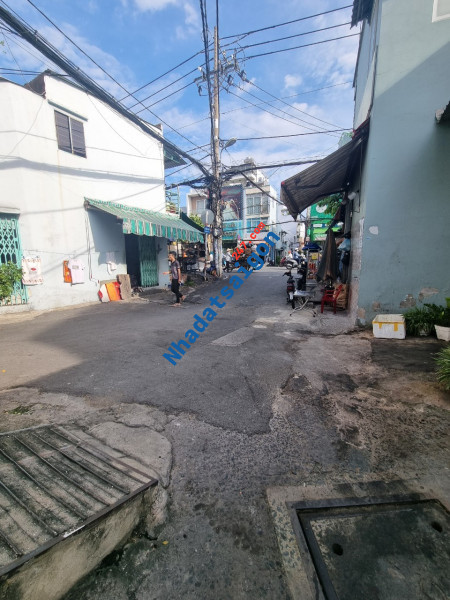 Bán nhà giá rẻ Bà Hom Quận 6 93m2 2 tầng HXH không quy hoạch nhỉnh 7 tỷ