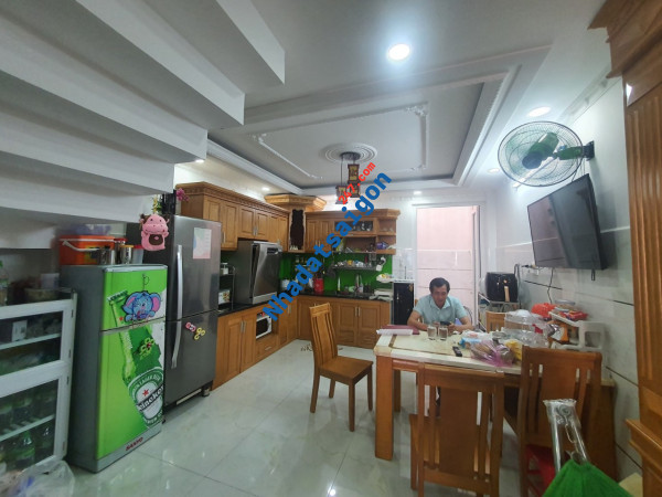 Bán nhà giá rẻ Bà Hom Quận 6 93m2 2 tầng HXH không quy hoạch nhỉnh 7 tỷ